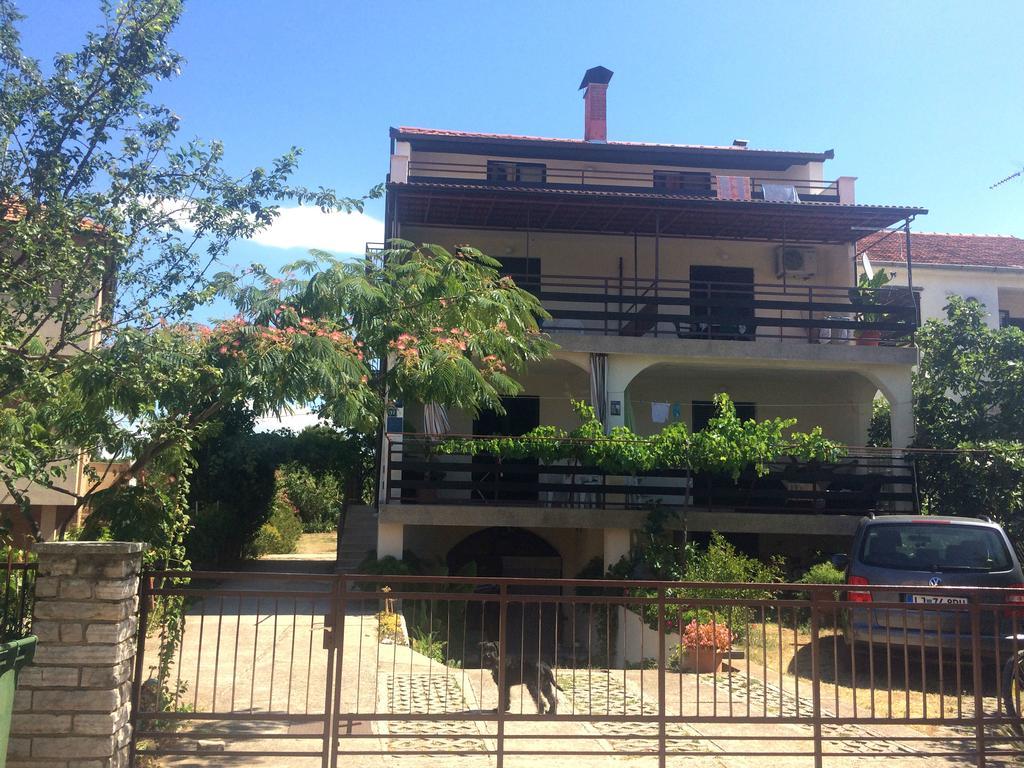 Apartments Radulovic Biograd Na Moru Luaran gambar